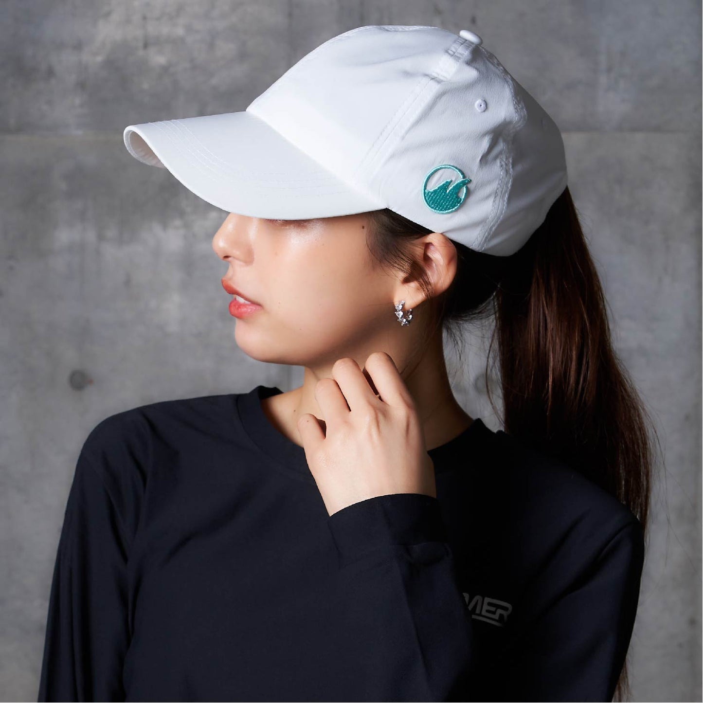 SIGNATURE LOGO CAP (WHITE)