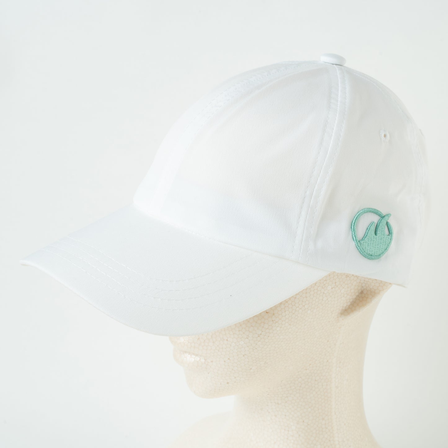 SIGNATURE LOGO CAP (WHITE)