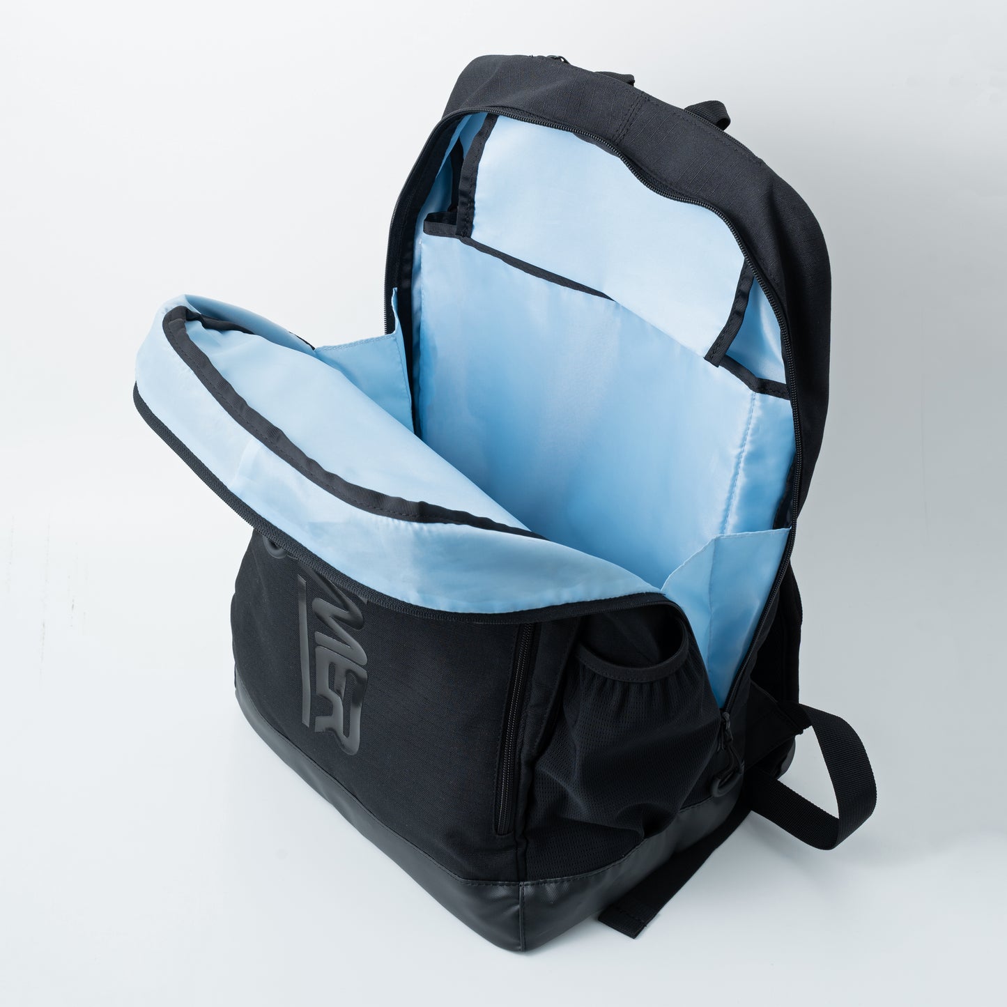 SIGNATURE BACK PACK (BLACK/BLACK)