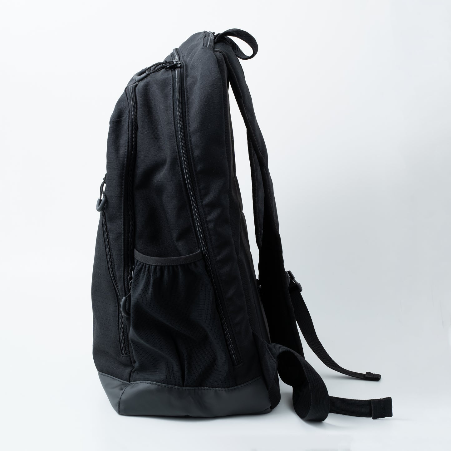SIGNATURE BACK PACK (BLACK/WHITE)
