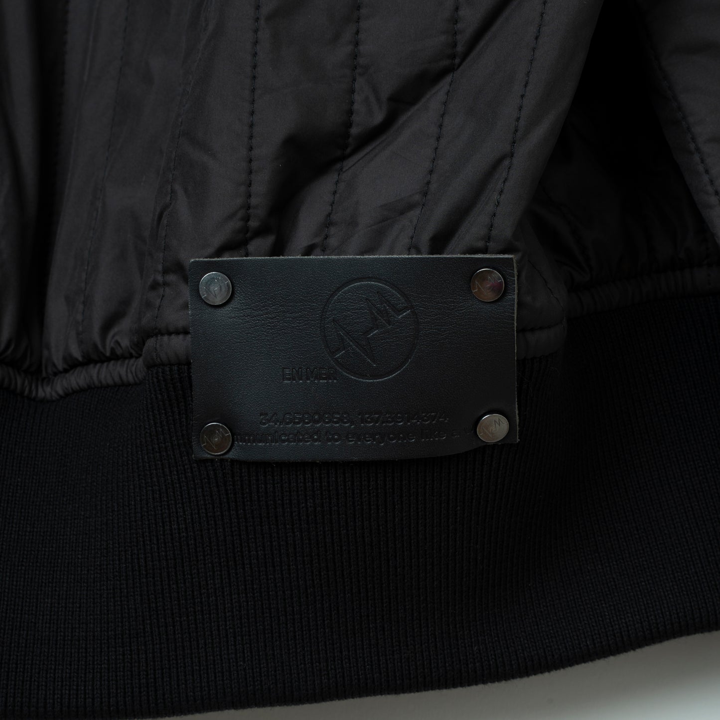 Wave Quilt Bomber (BLACK)