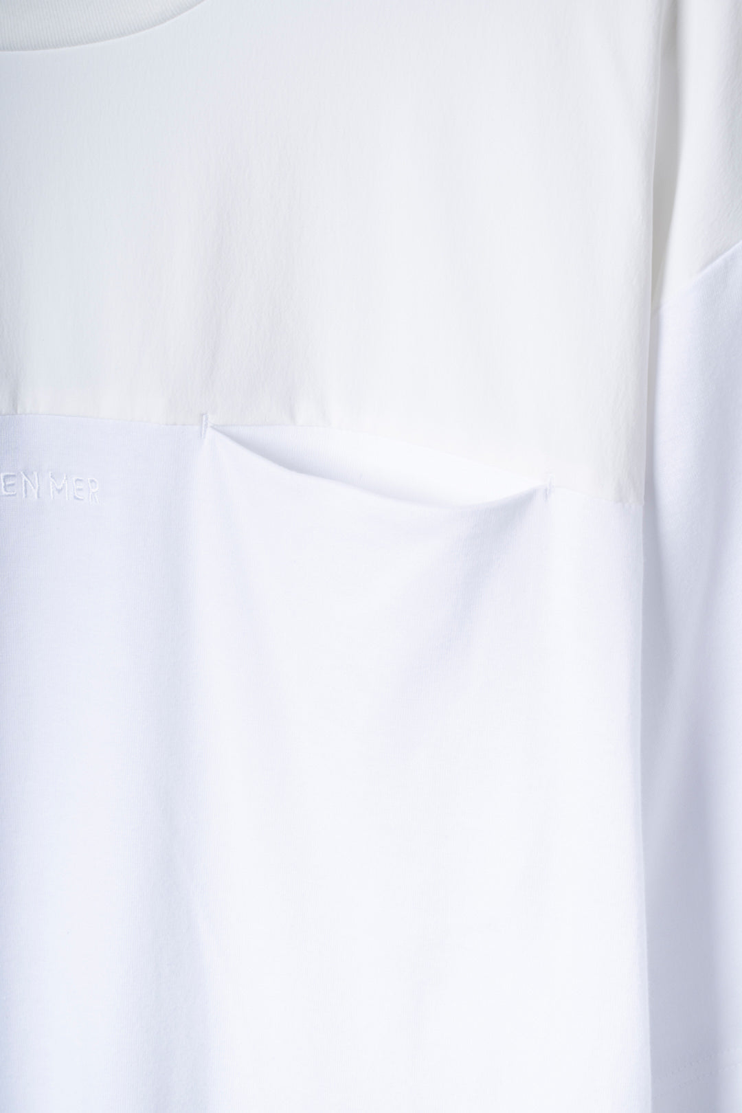 Inside Pocket T-Shirt WHITE EM-TS-039
