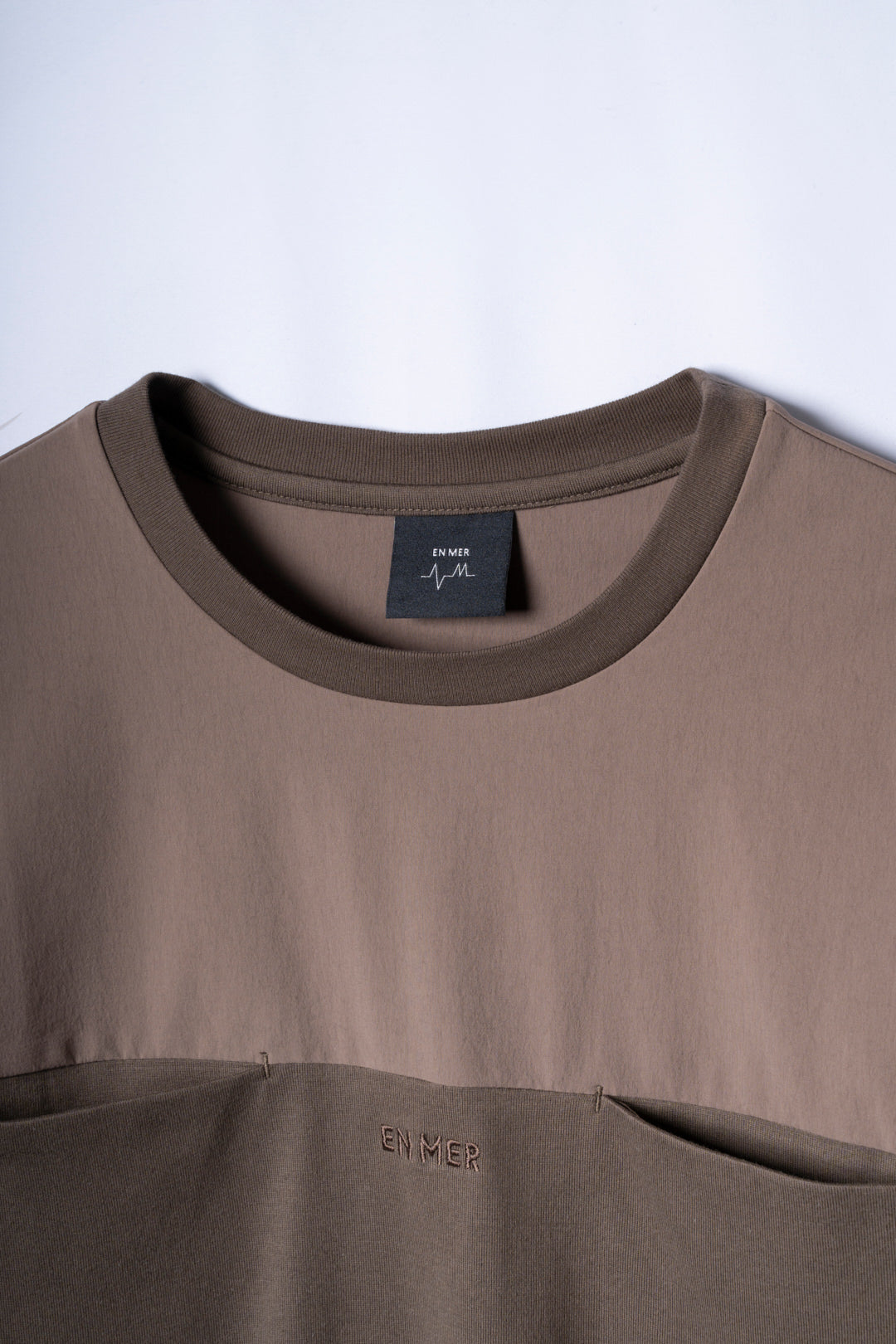 Inside Pocket T-Shirt BROWN EM-TS-039