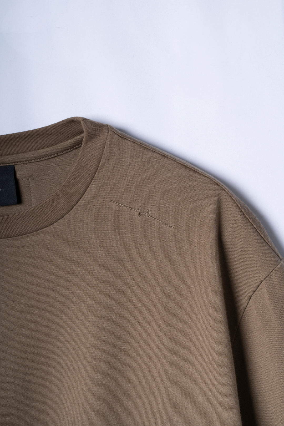 Logo S/S T-shirt KHAKI EM-TS-047