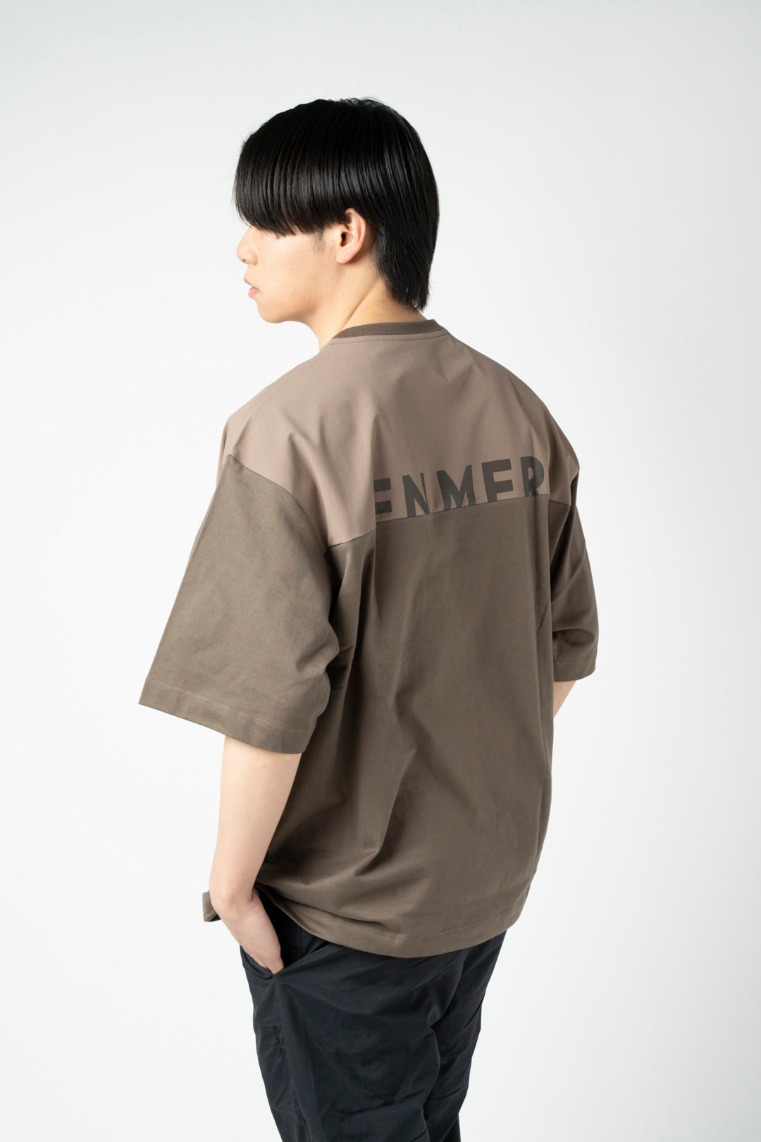 Inside Pocket T-Shirt BROWN EM-TS-039