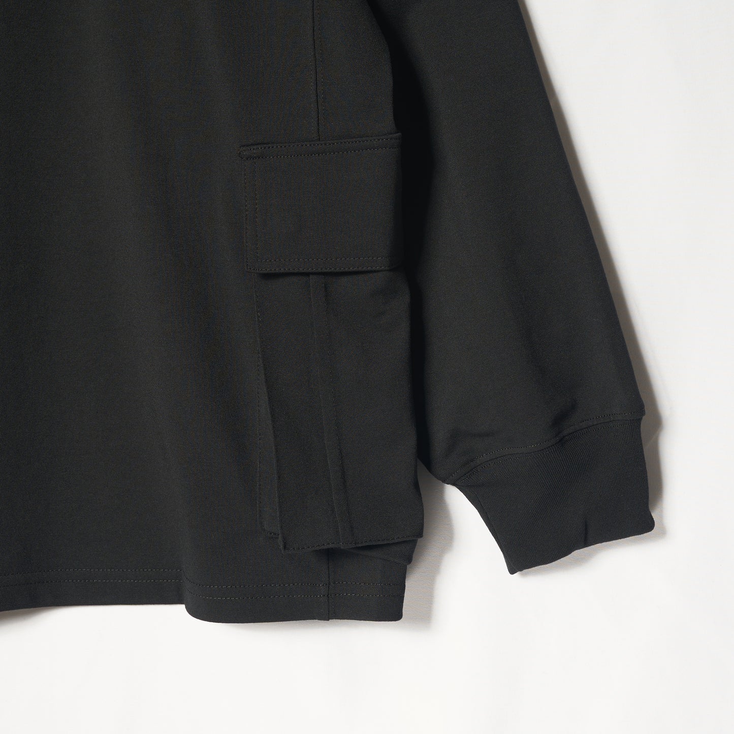 Patch Pocket Pullover Black