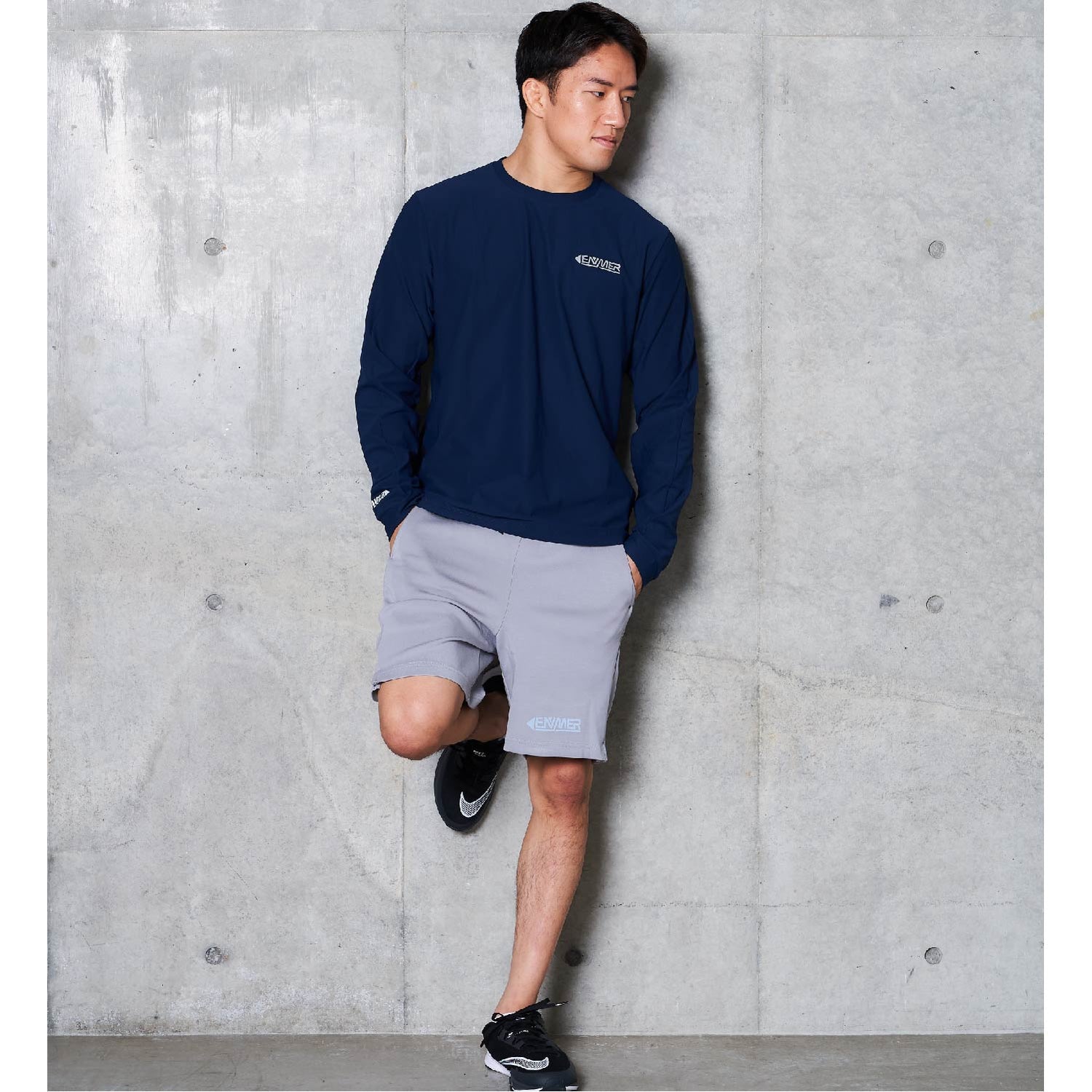 SPORTS MOVING SHORT PANTS GRAY