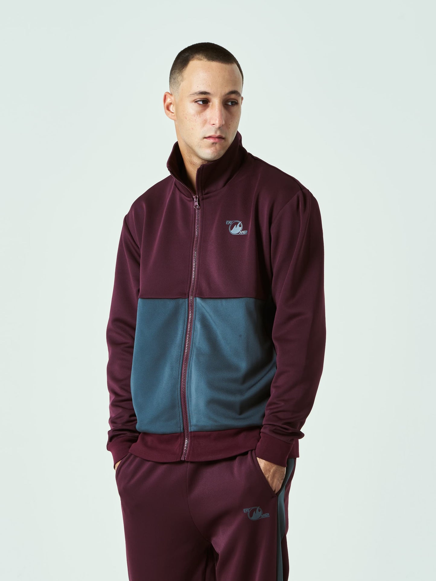 Classic Track Jacket (BURGUNDY)