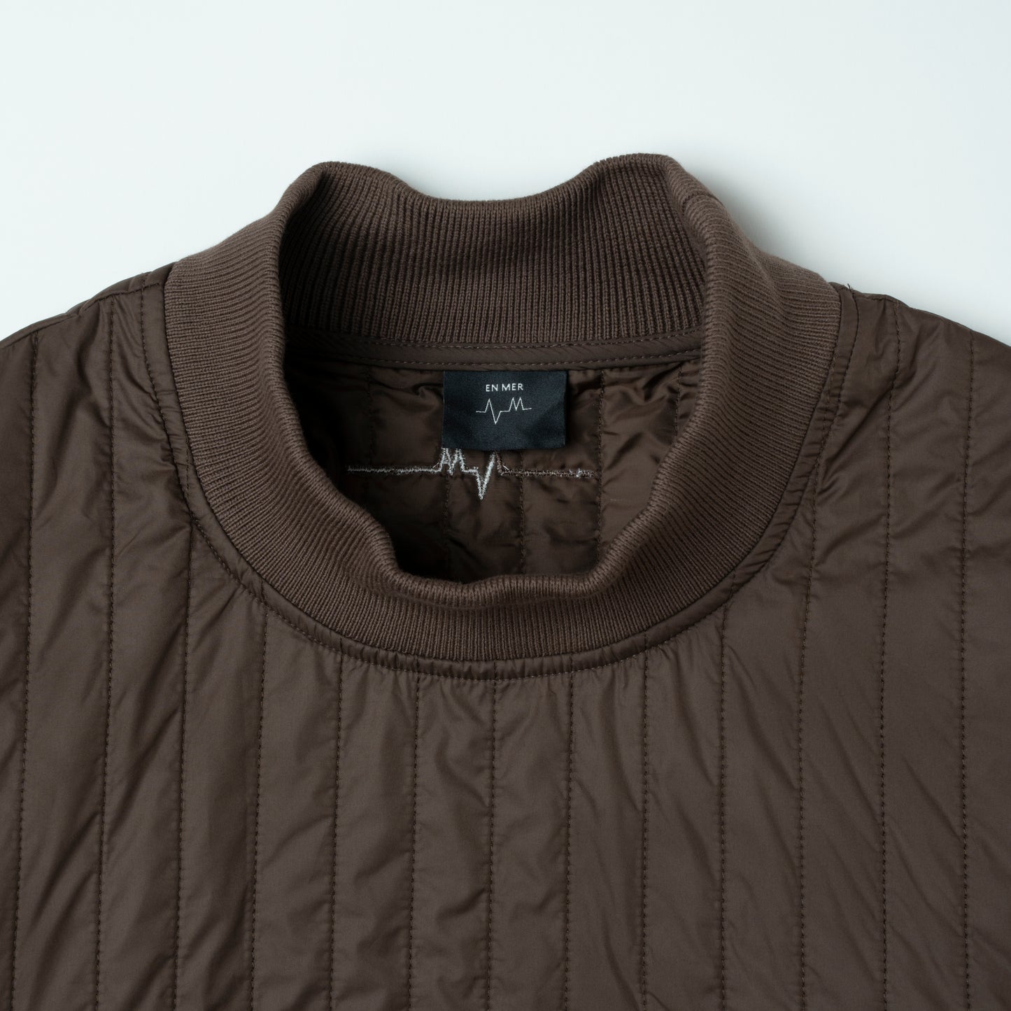 Wave Quilt Pullover  BROWN