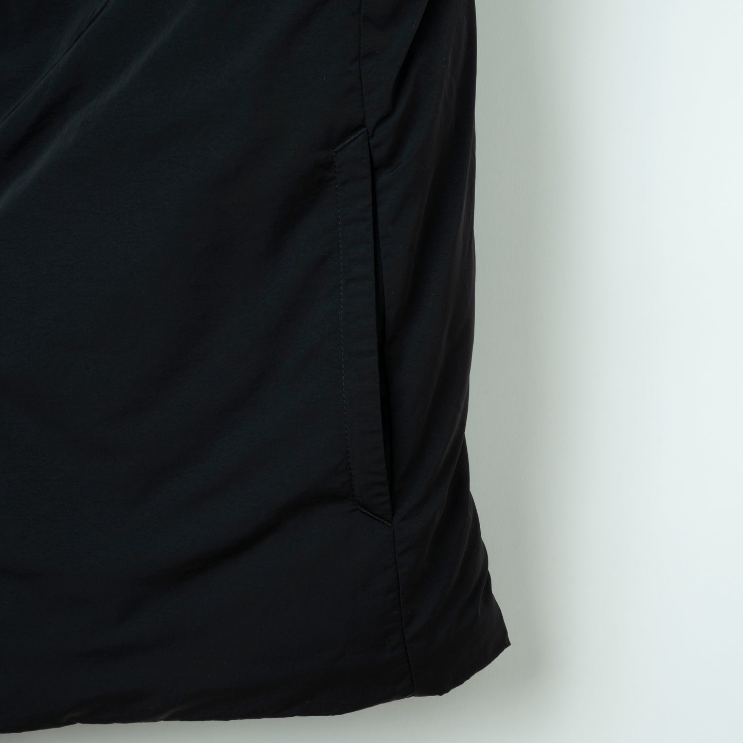 Nosleeve Down Hoodie  BLACK