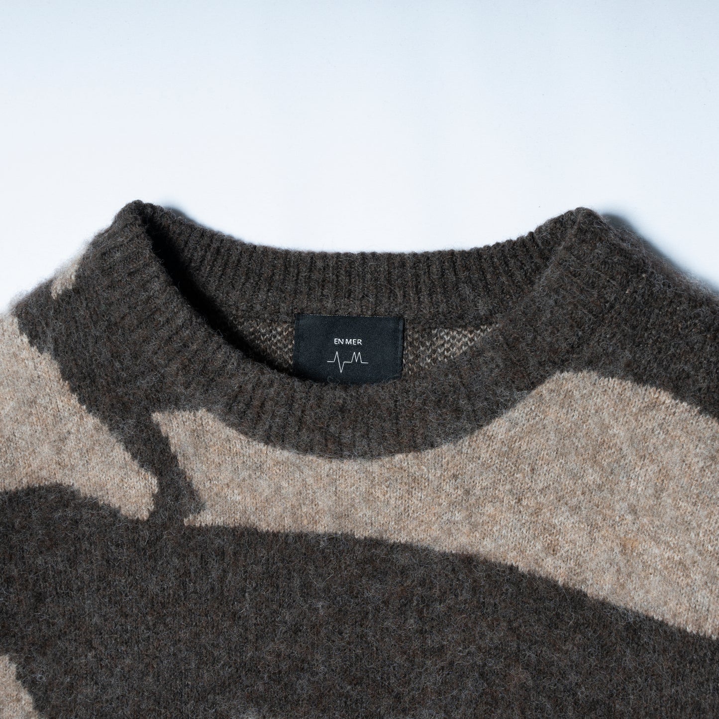 Geometric Pattern Logo Knit (MOCA)