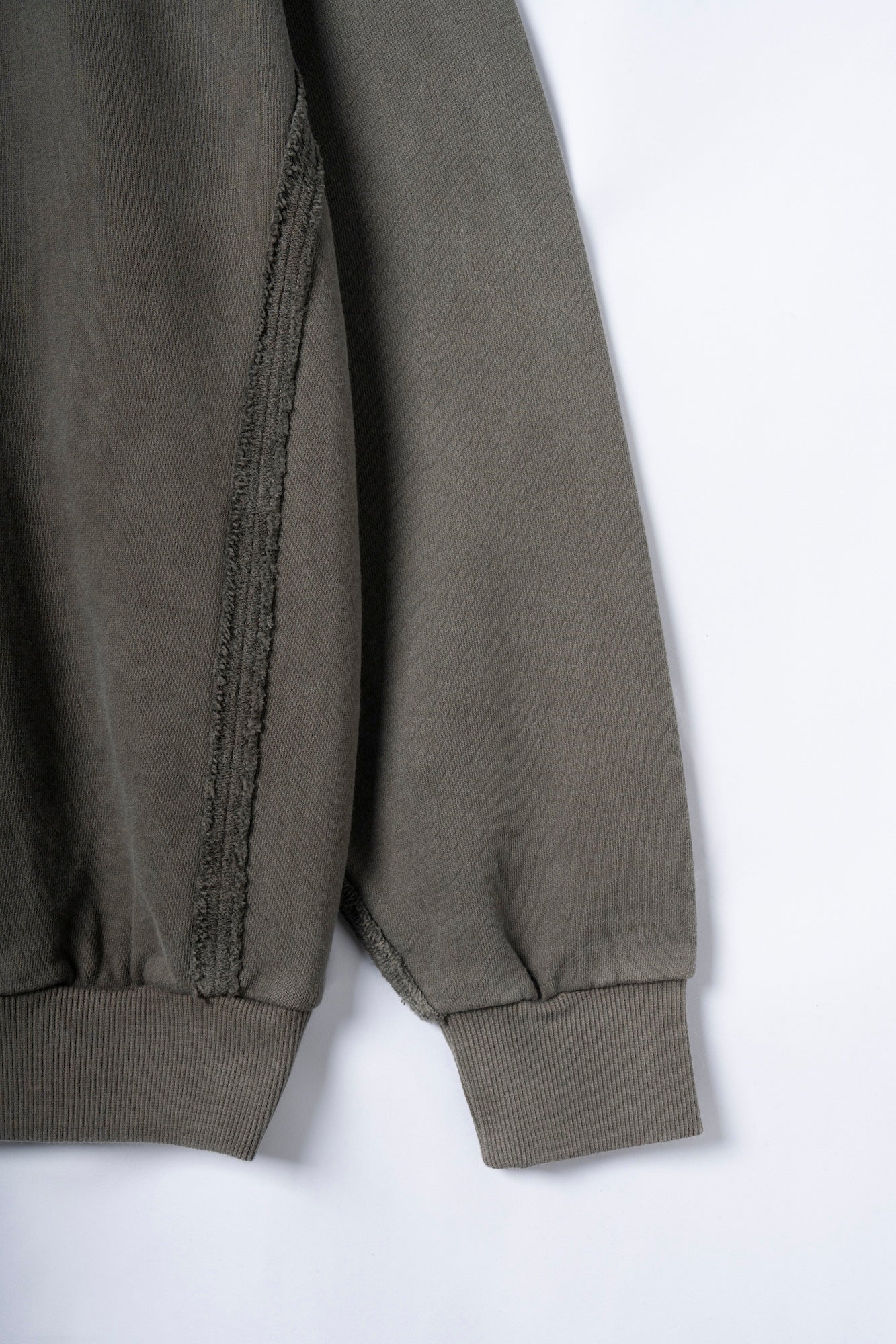 Outseam Pullover Sweat (KHAKI)