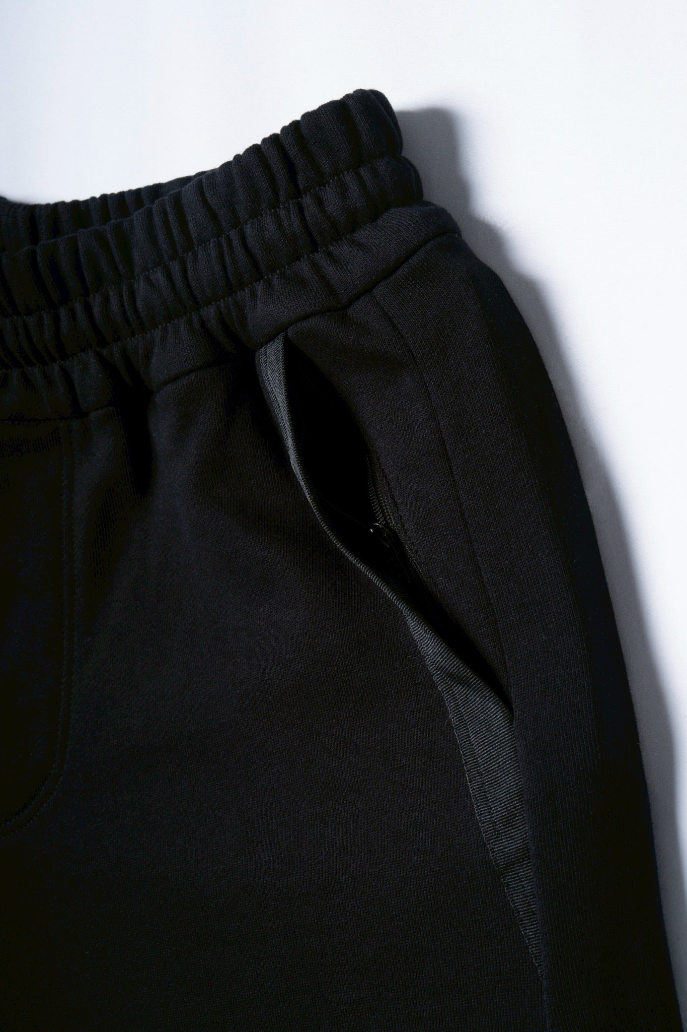 Rope Logo Short Pants_(BLACK)